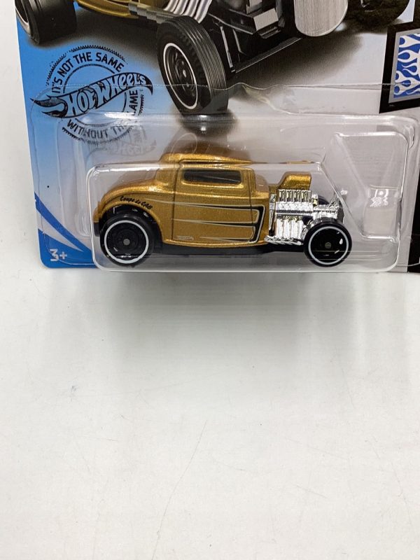 2019 Hot Wheels #105 32 Ford 35C Discount