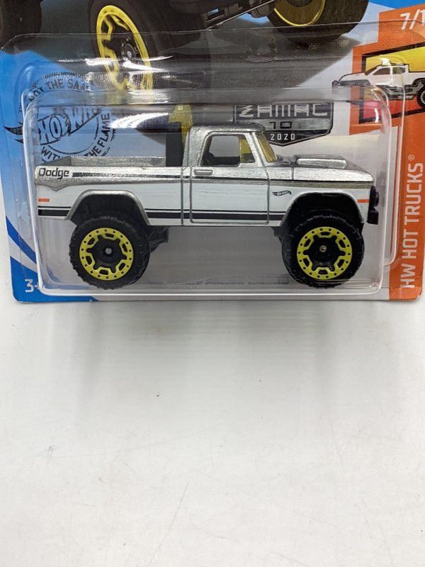 2020 Hot wheels Zamac #10 70 Dodge Power Wagon #152 147C Online now