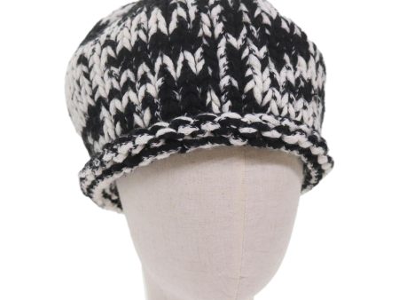 CHANEL COCO Mark Knitted Fabrics Hat Wool Black White CC  am5382 Fashion